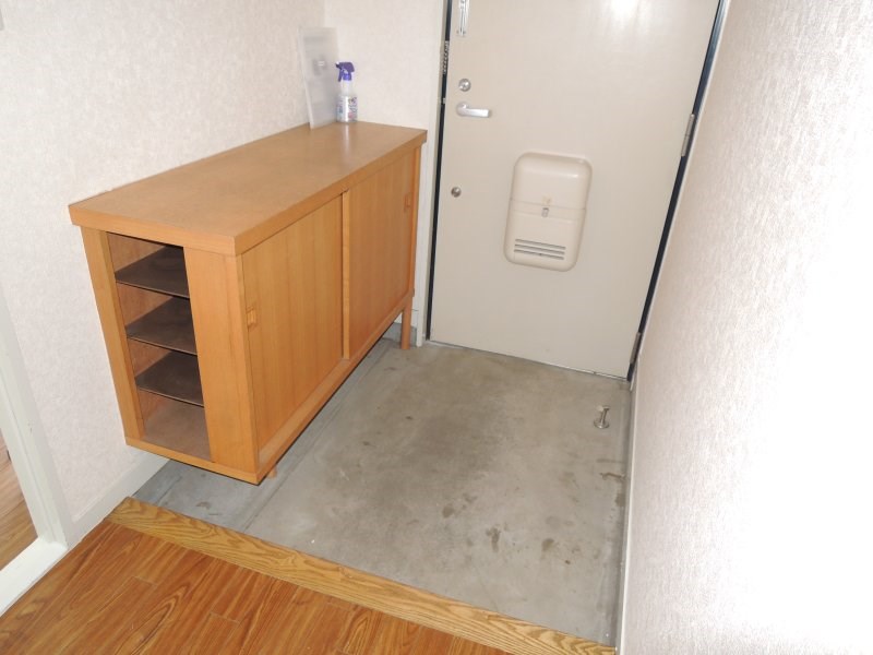 フラワーマンション 玄関