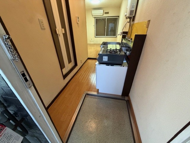 ル・ソレイユ 玄関