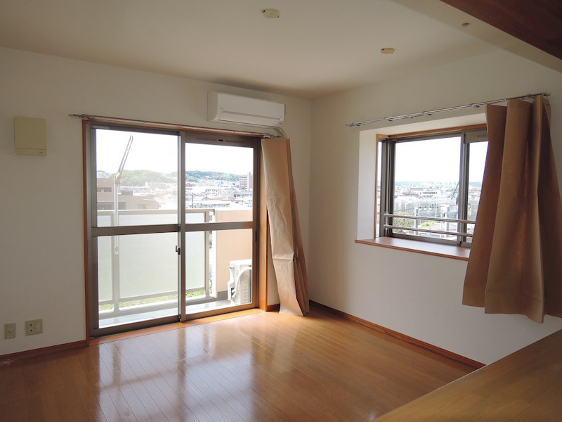 プラザサニーサイド リビング