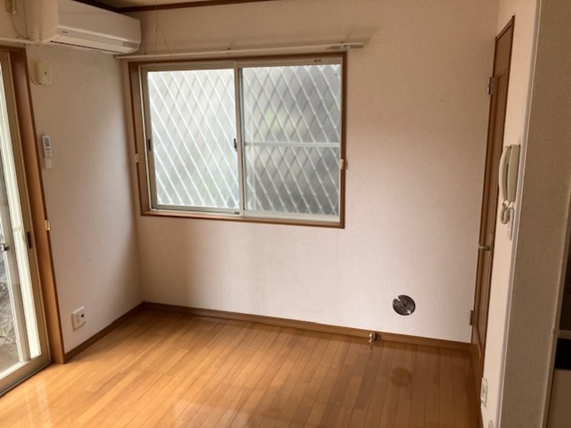 ヒルズアゼリアウエストⅡ リビング