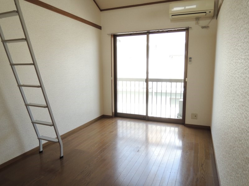 ペアハイム III  リビング