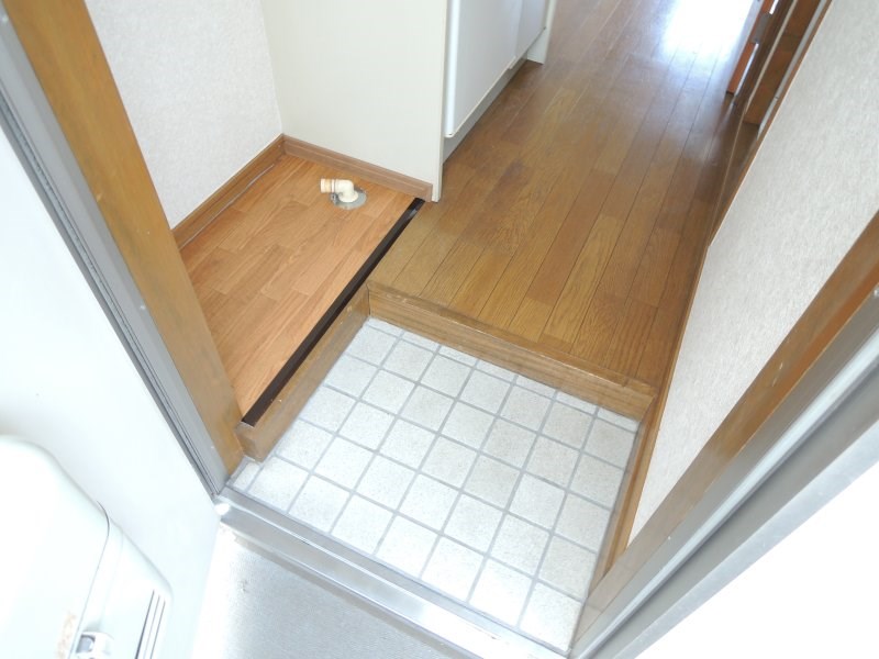 ペアハイム III  玄関