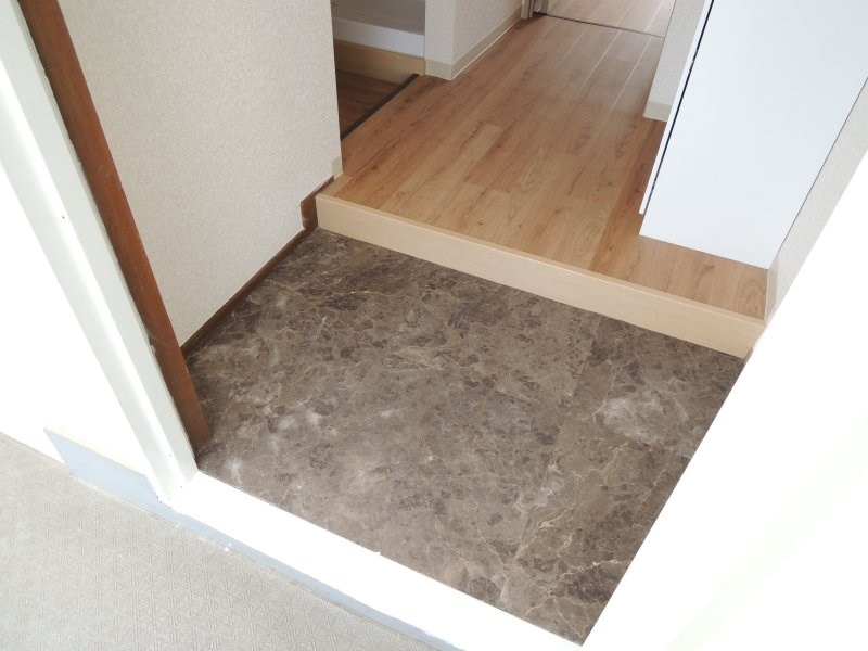 第2メゾン上原 玄関