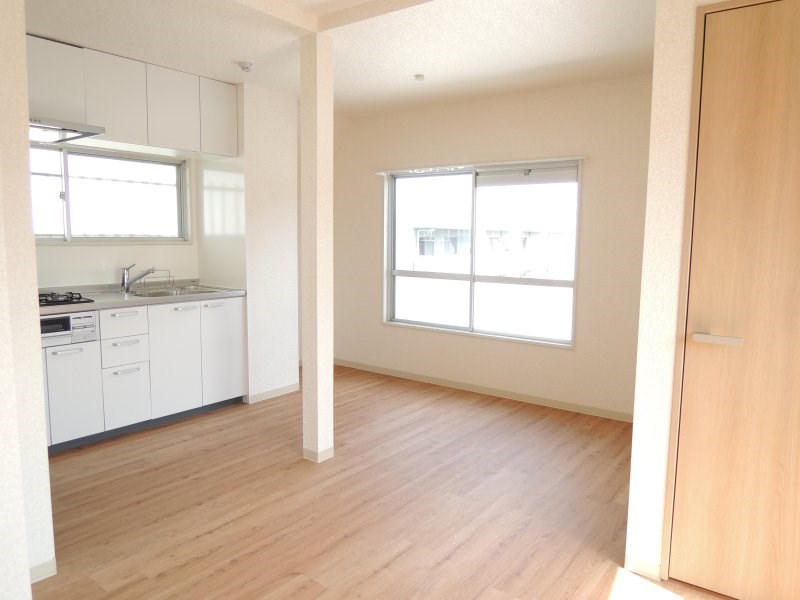 第2メゾン上原 リビング