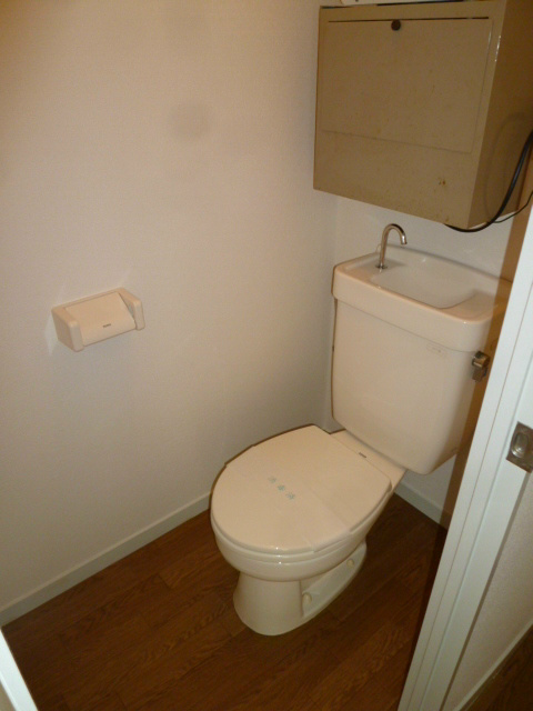 エステートピア明日香 トイレ