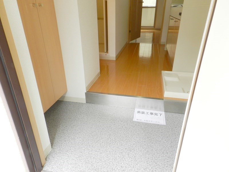 ハウスセゾン四条通 玄関