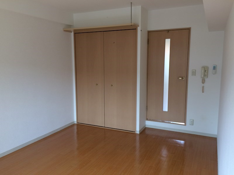 ハウスセゾン四条通 リビング