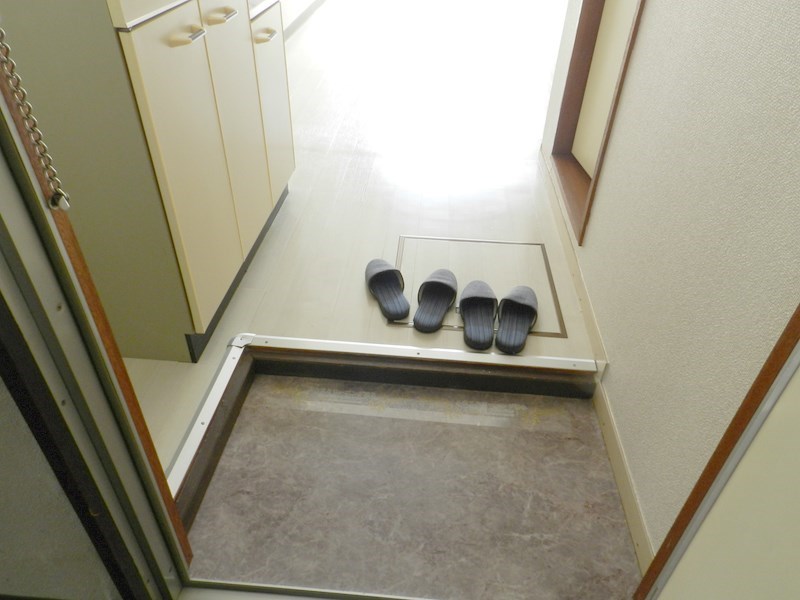 北浅ハイツ 玄関