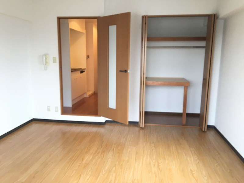 ハウスセゾン今出川河原町 リビング