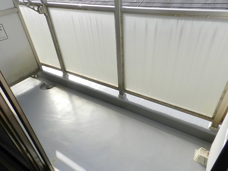 VINGT-SEPTきぬがさ ベランダ