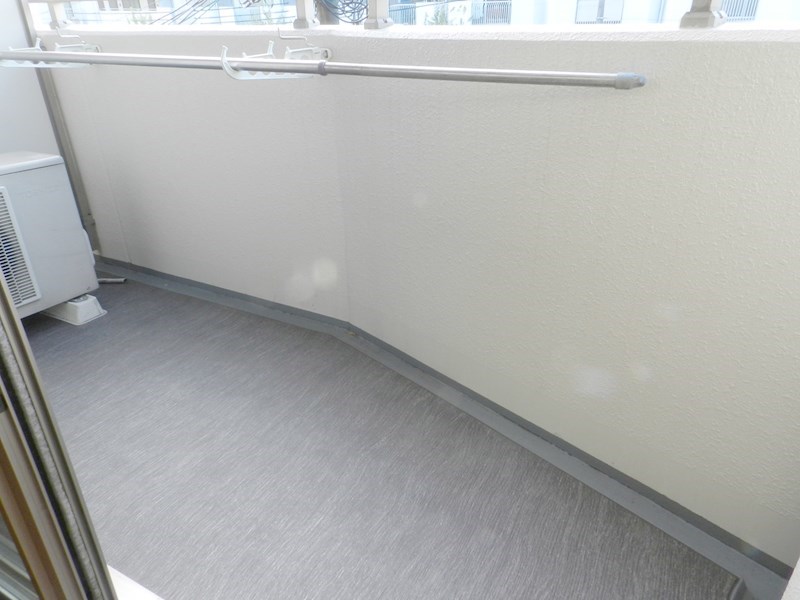 アート衣笠 ベランダ