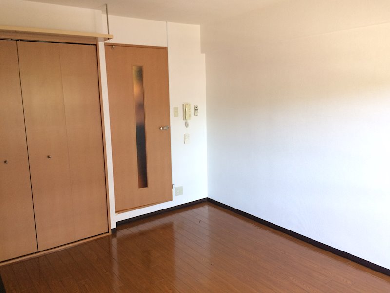 アート衣笠 ベッドルーム