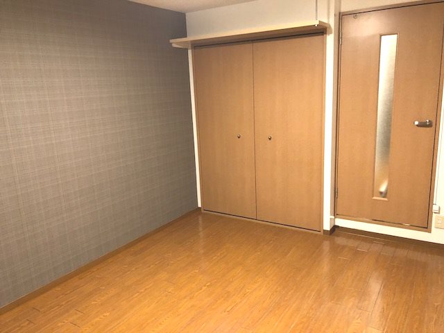 アート衣笠 ベッドルーム