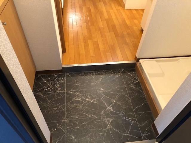 VINGT-SEPTきぬがさ 玄関