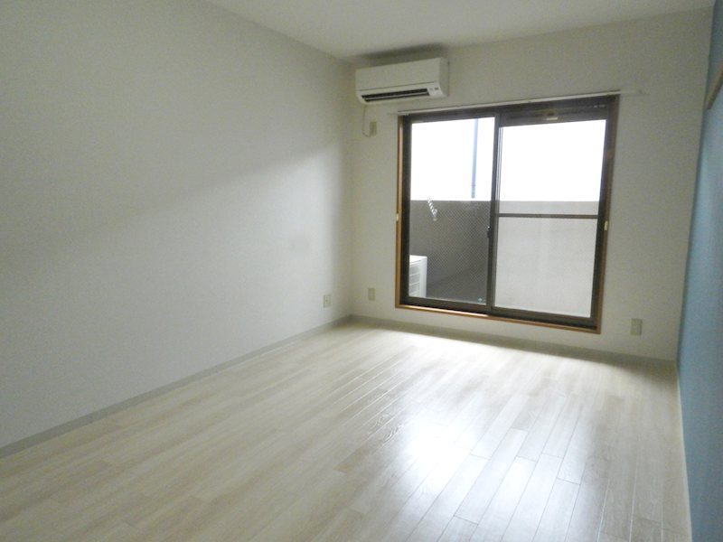 VINGT-SEPTきぬがさ リビング