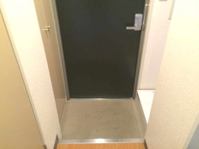 ハウスセゾン鞍馬口 玄関