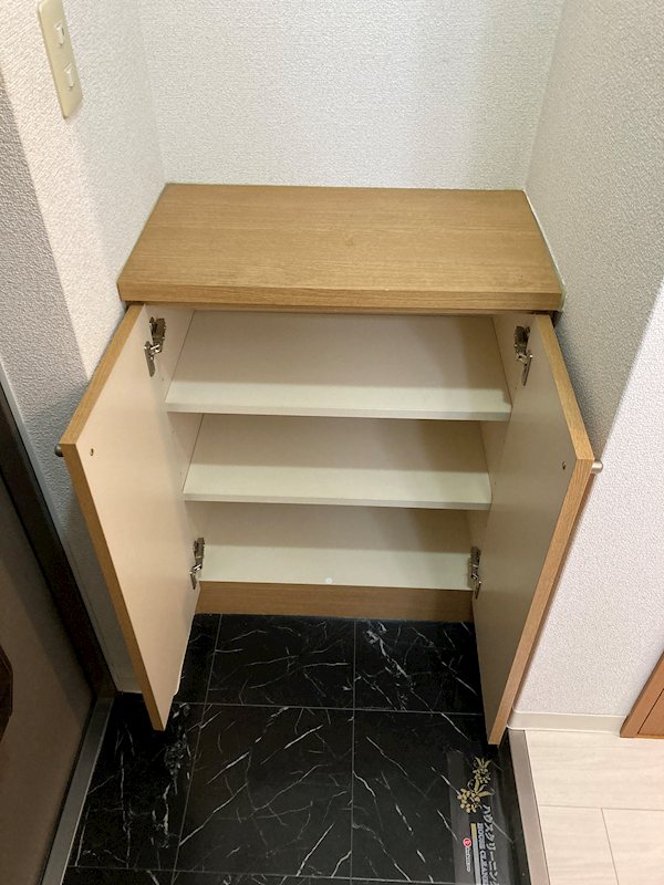 ハウゼ衣笠の杜 玄関