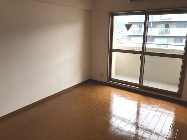 グリーンメイプル衣笠 ベッドルーム