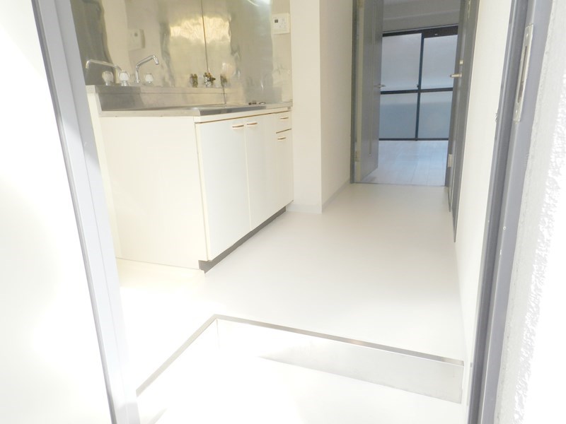 メゾン・エチーフ 玄関