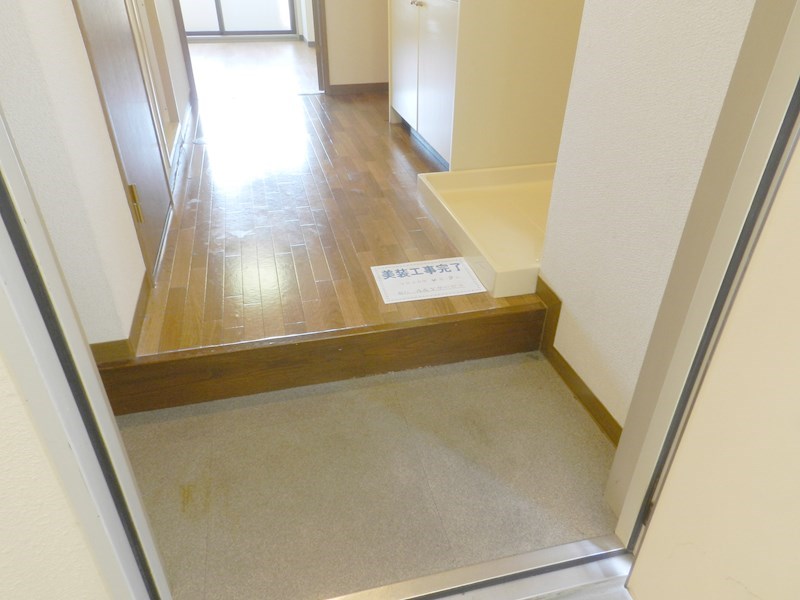 京卓ハイツ 玄関