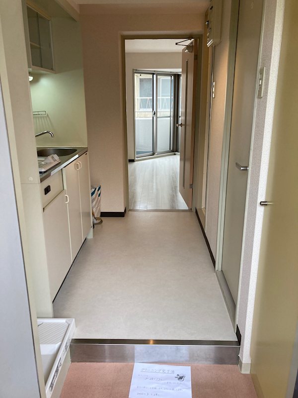 リバーサイド高野 玄関