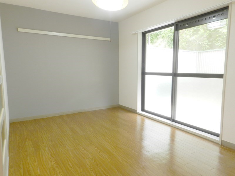 上阿達谷口マンション ベッドルーム