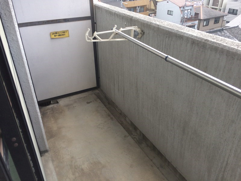 ハウスセゾンビル ベランダ