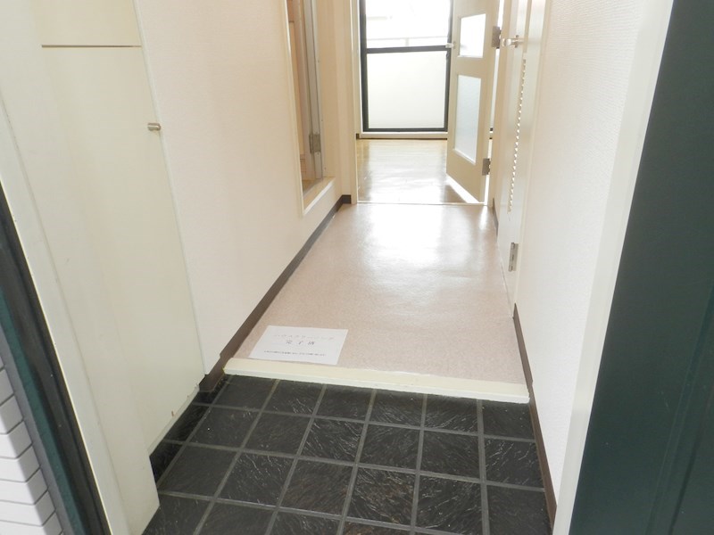 聖護院谷口マンション 玄関