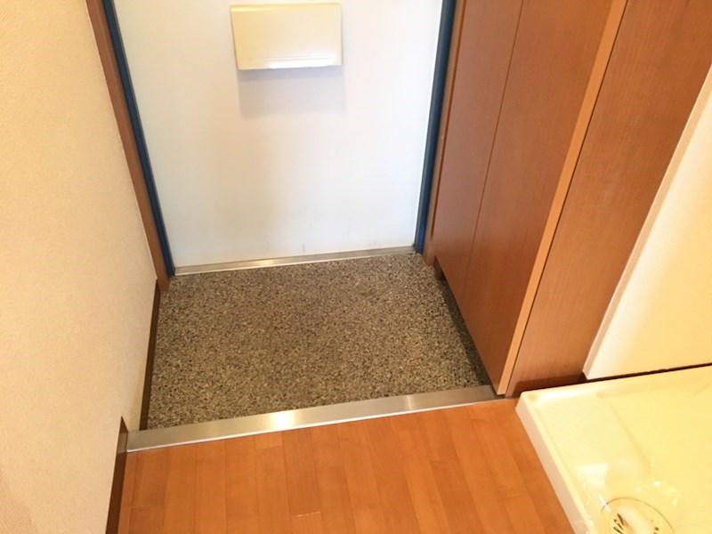 ハウスセゾン今出川河原町 玄関