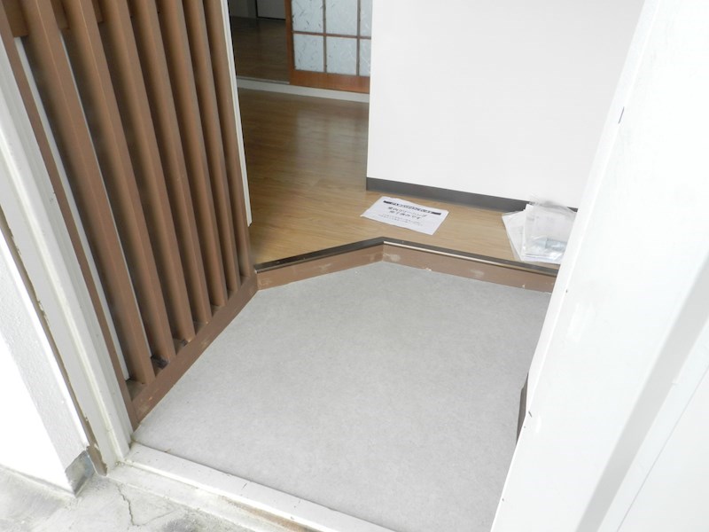 小笹マンション 玄関