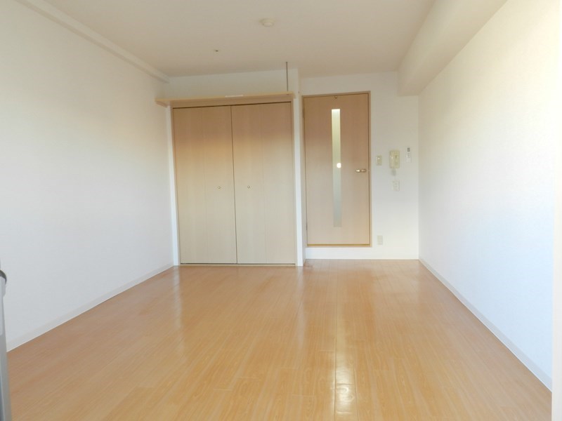 ハウスセゾン四条通 リビング