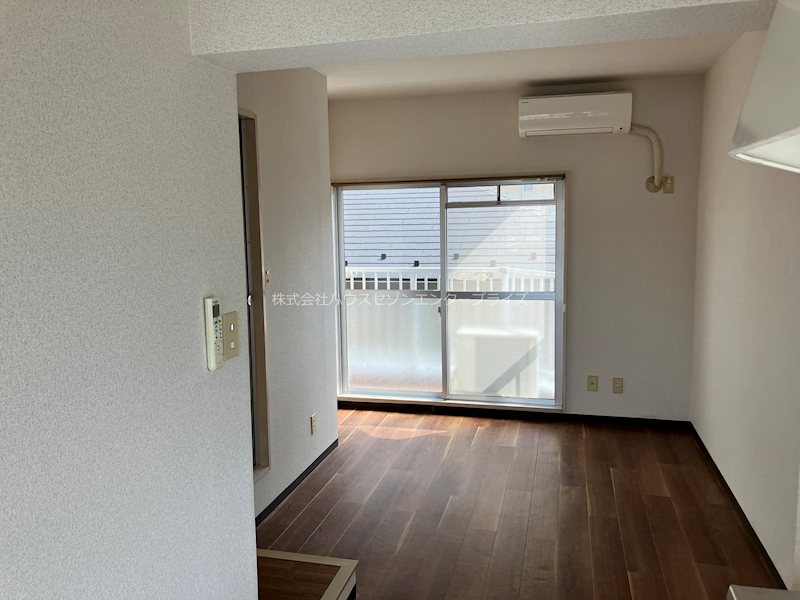 ドミノリバーサイド リビング