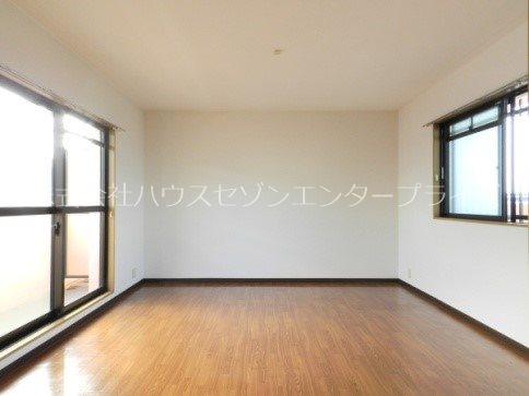 FREDDY ベッドルーム