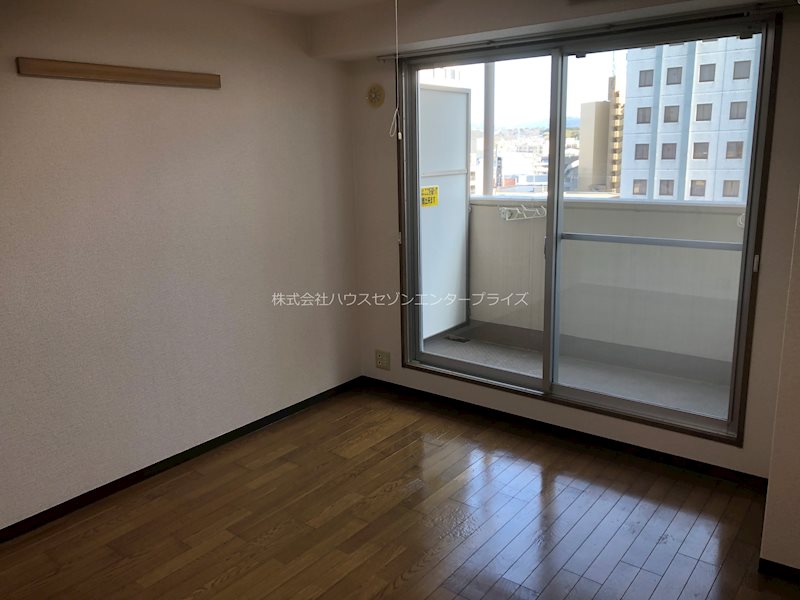 萱野ビル リビング