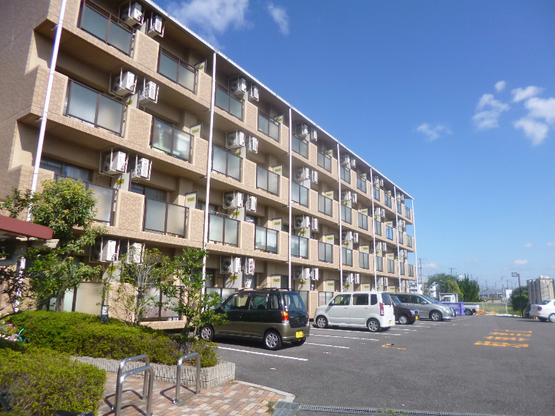 ラ・ルースⅡ 105号室 外観