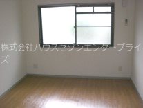 ニュー大将軍松兼 ベッドルーム