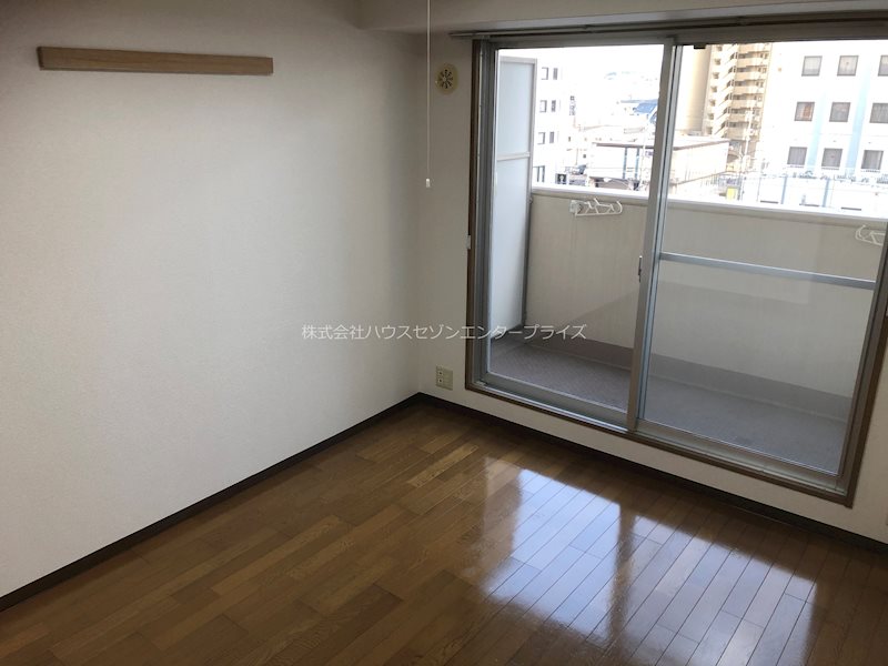 萱野ビル ベッドルーム