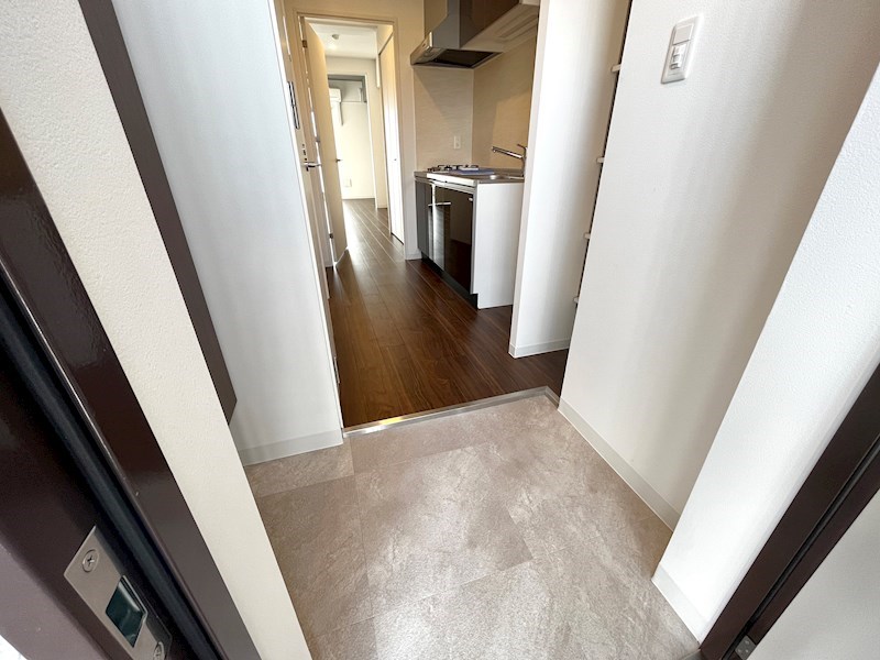 アート西大路レジデンス 玄関