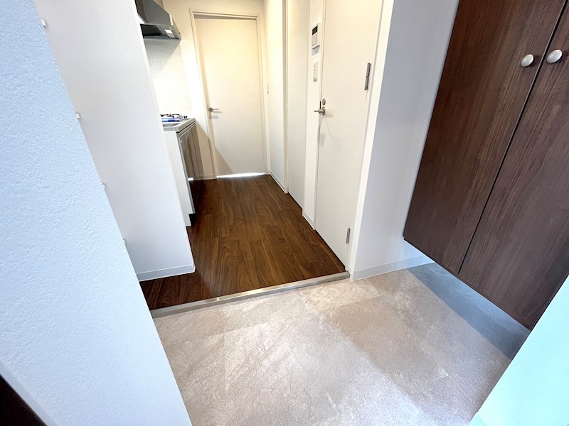 アート西大路レジデンス 玄関