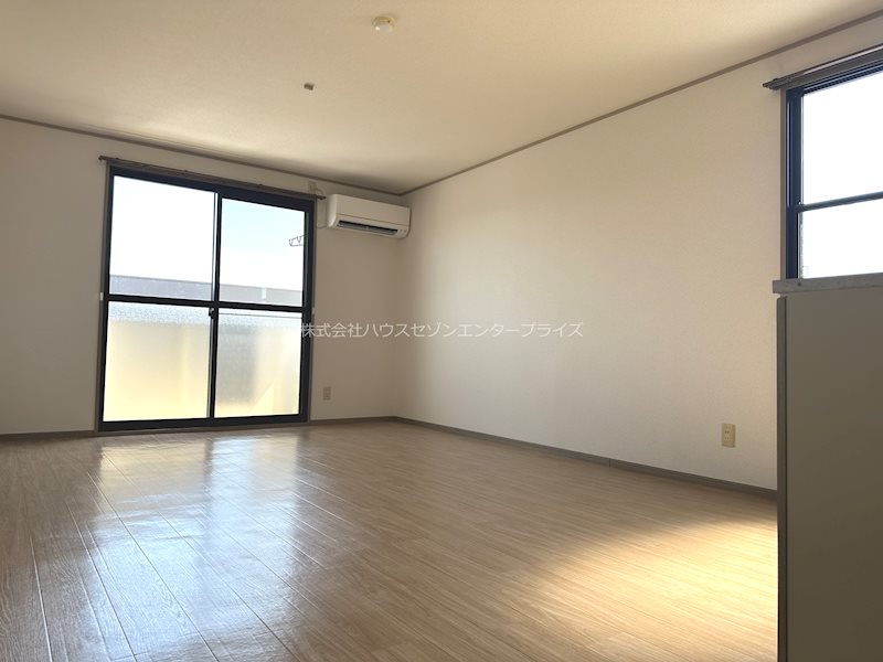 セゾン阪長 リビング