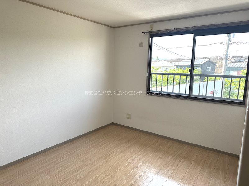 セゾン阪長 ベッドルーム