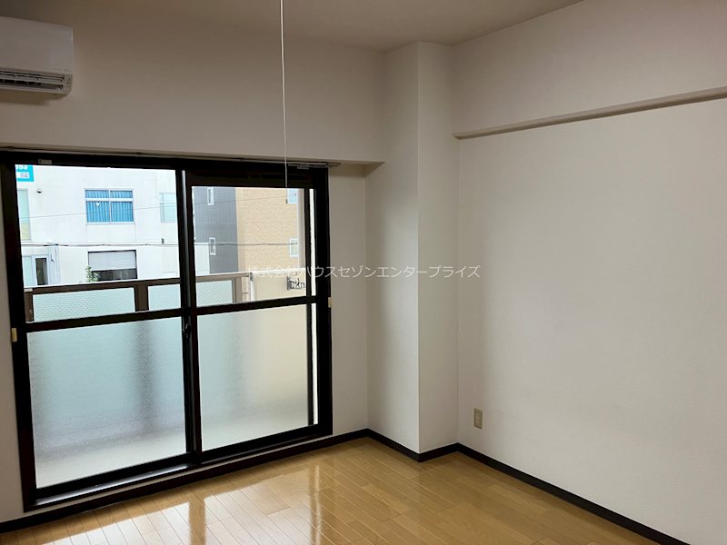 ルミエール吉岡 ベッドルーム