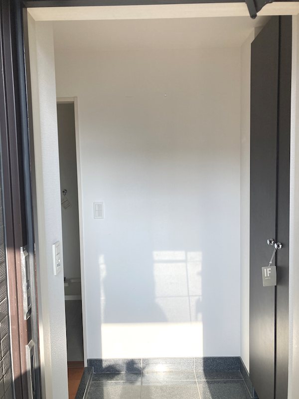 クオン四条柏屋町 玄関