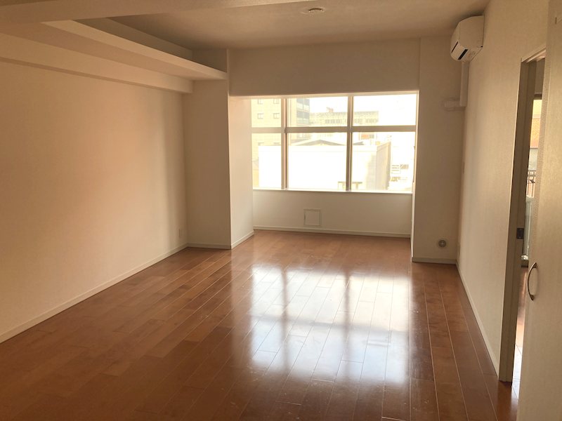 クオン四条柏屋町 リビング