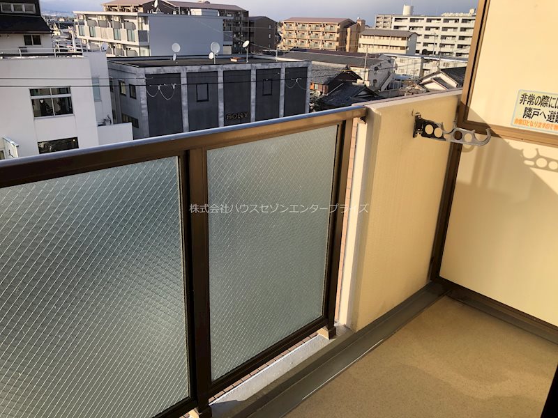 ルミエール吉岡 ベランダ