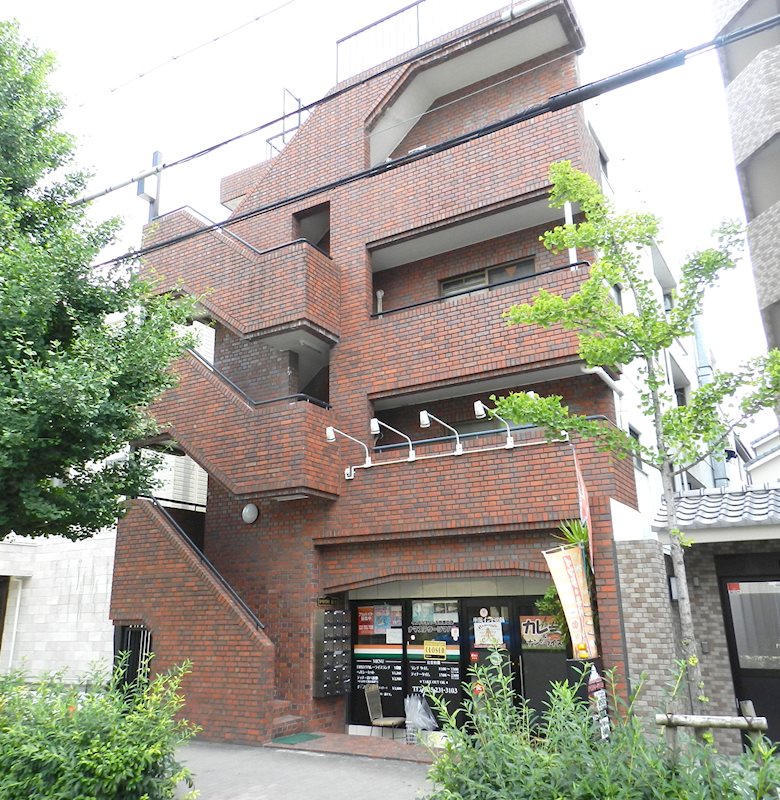 DOMUS出町 402号室 外観