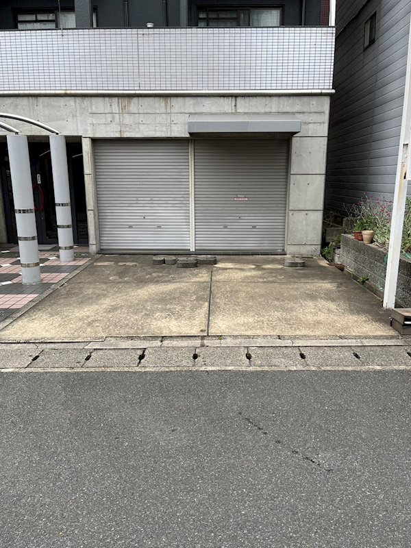 スカイロード太秦 駐車場