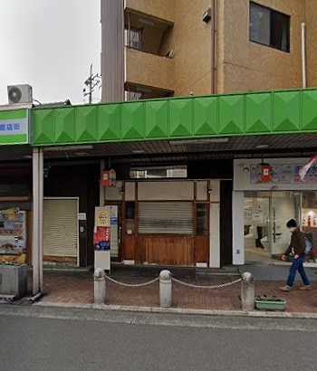 Mビル 玄関