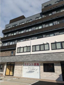 南区吉祥院向田東町　店舗 玄関