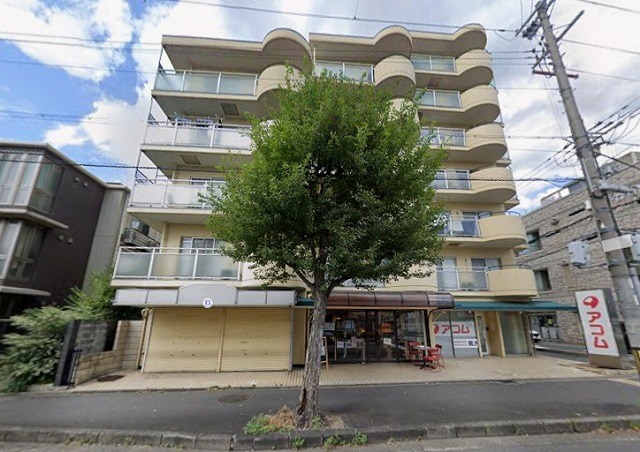 ハイデンス北大路 玄関